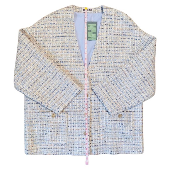 Gorgeous Women's Tweed Blazer - Picture 3 of 7